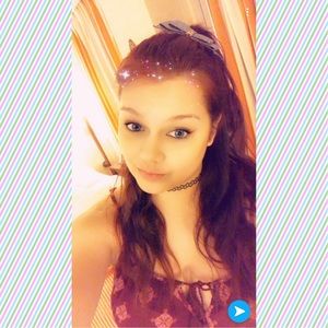 Meet your Posher, Bay